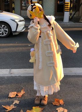 甜美可爱牛角扣拼接连帽毛呢外套女冬季新款高级感小个子呢子大衣