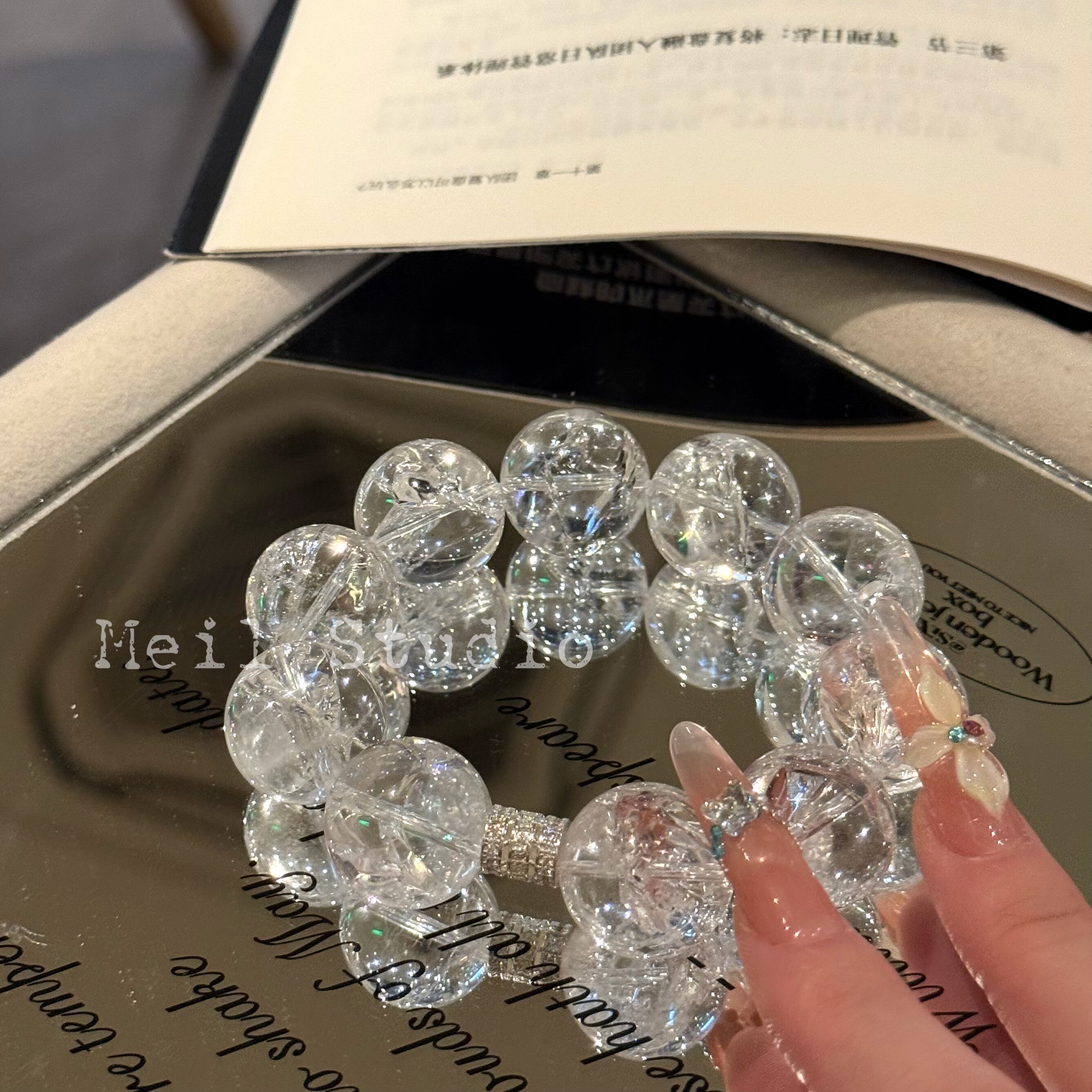 天然大冰球利姆利亚天然彩虹冰片体爆闪白阿塞天然白水晶