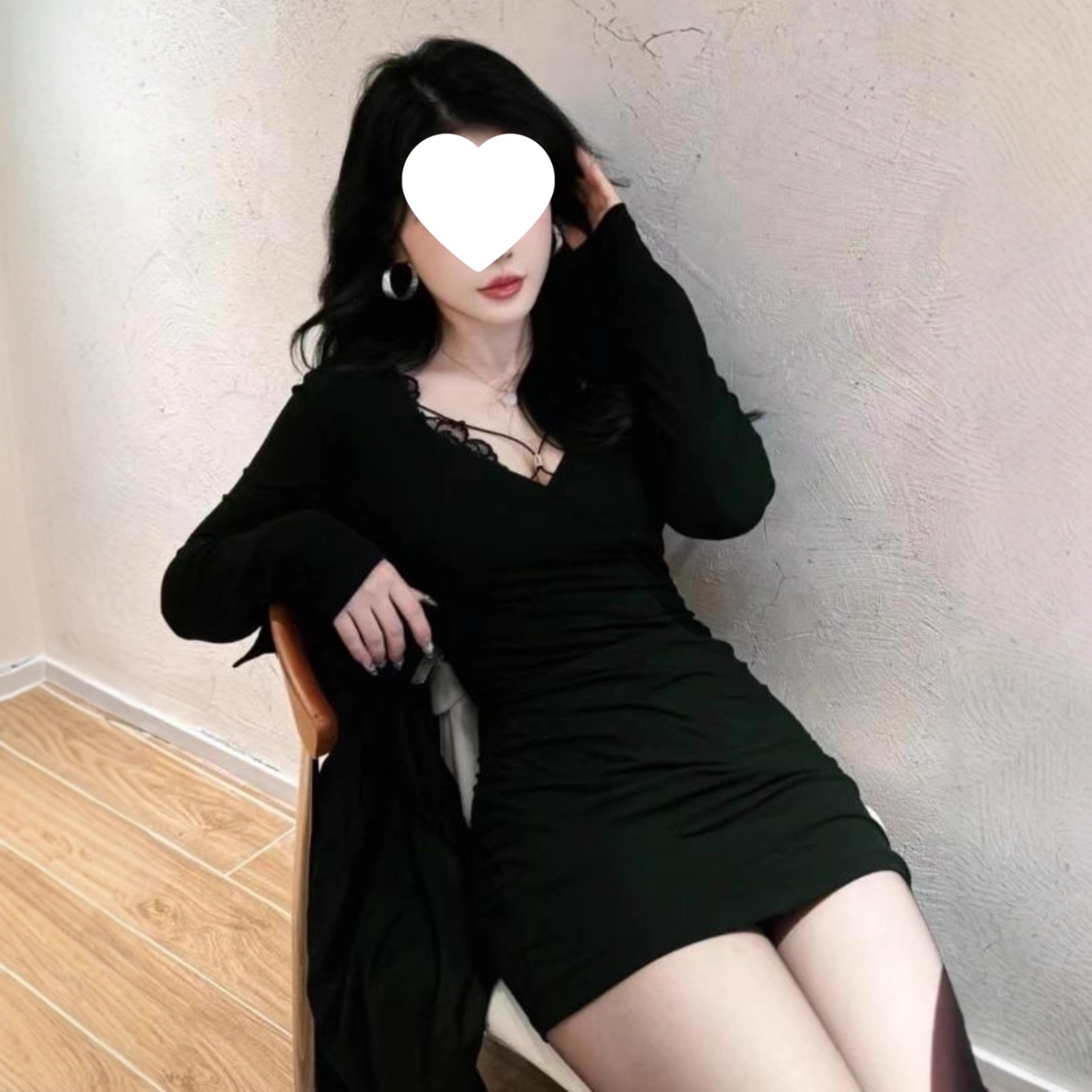 御姐风包臀裙2025连衣裙早秋黑色