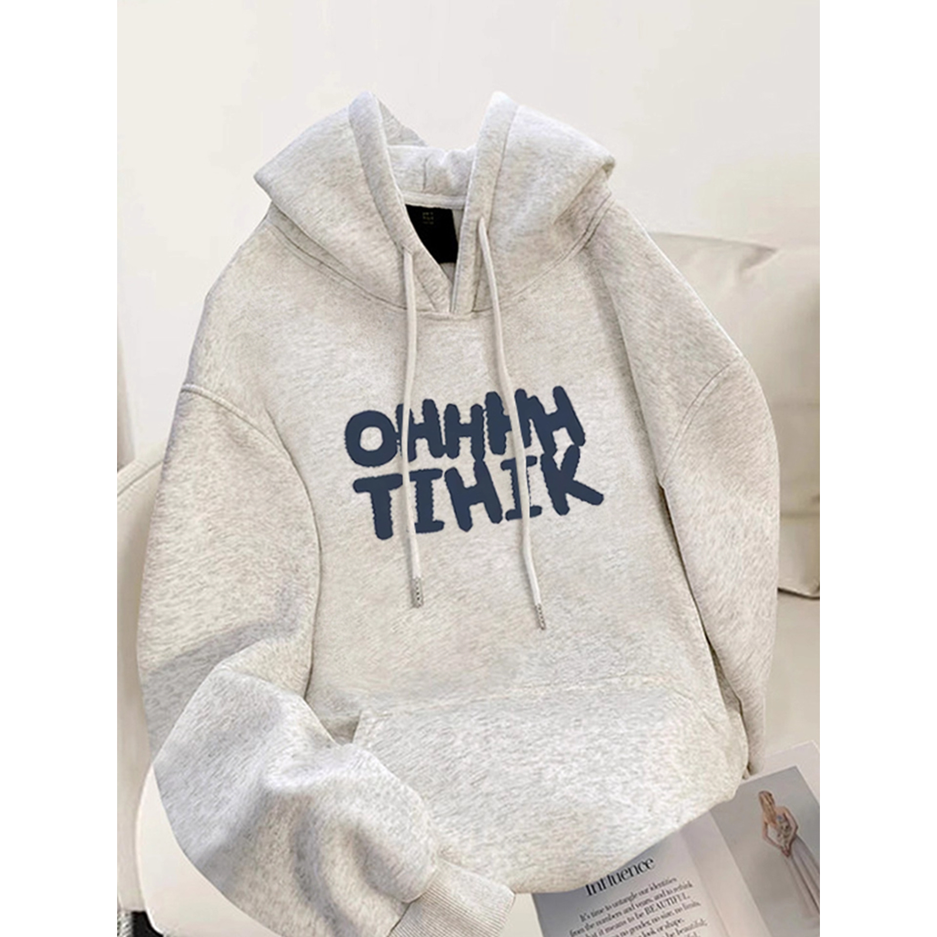 中大童白灰色连帽卫衣男女童秋冬