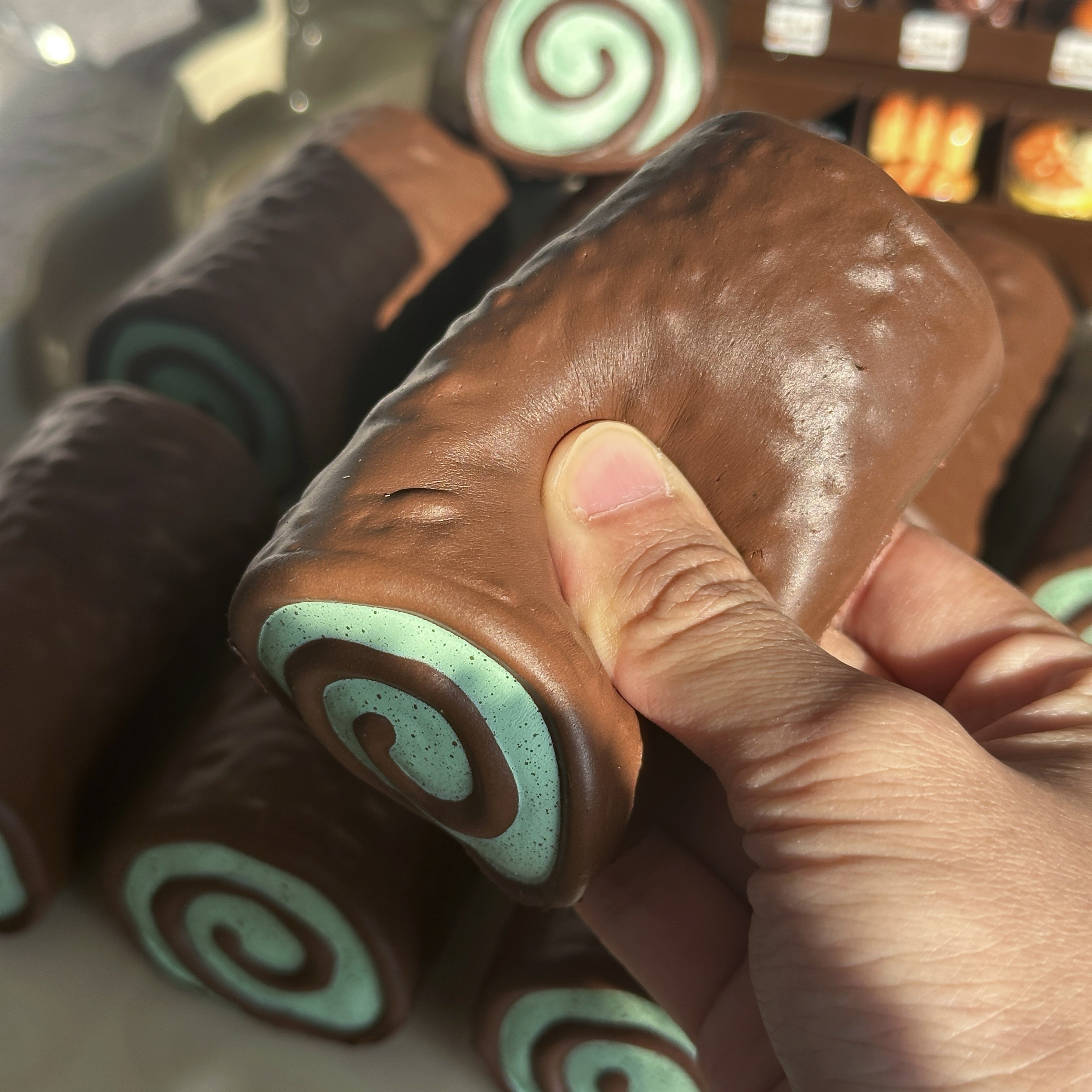 木吉慢回弹梦龙卷解压捏捏乐仿真面包巧克力卷创意礼物squishy,玩具/童车/益智/积木/模型,捏捏乐/按按乐,淘宝优惠券,粉丝福利购,淘宝优惠卷