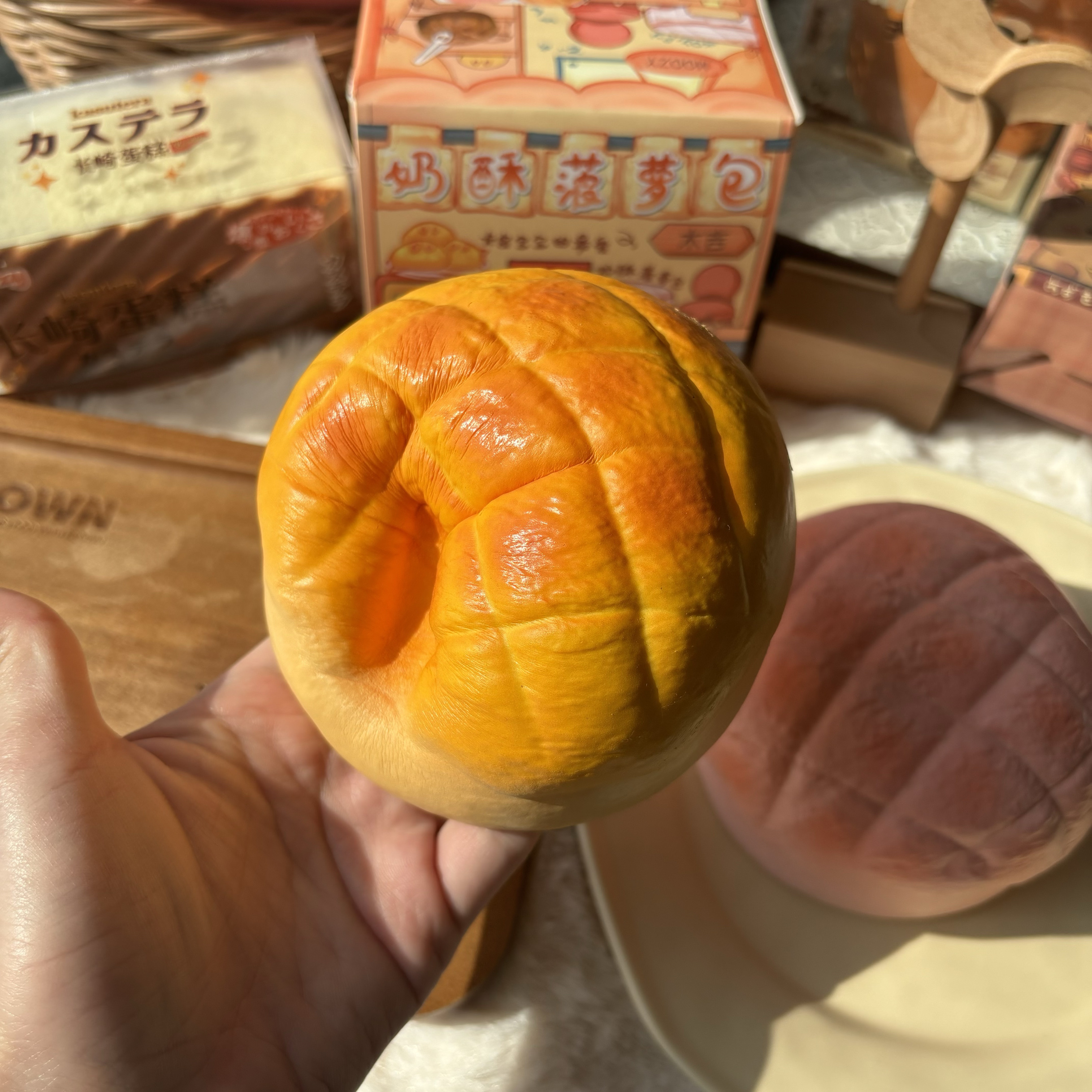 慢回弹港式菠萝包解压发泄玩具超级软慢捏捏仿真食物创意礼物木吉