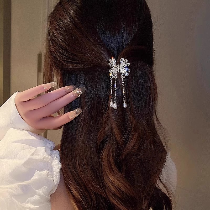 珍珠流苏小发夹蝴蝶水钻抓夹女