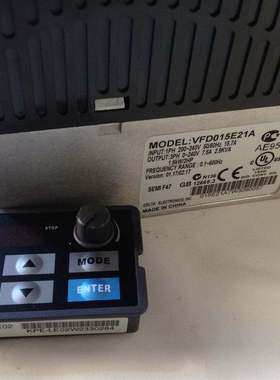 速发变频器V0D-E面板KPE-LE02/三米延长线EMF10A-C G E B 00