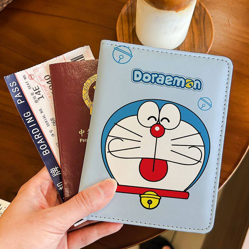 哆啦a梦可爱卡通护照夹证件包保护套多功能卡包出国旅行便携收纳