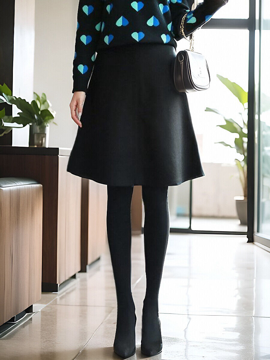黑色毛呢半身裙女秋冬新款百搭小个子高腰职业正式场合短款字裙.