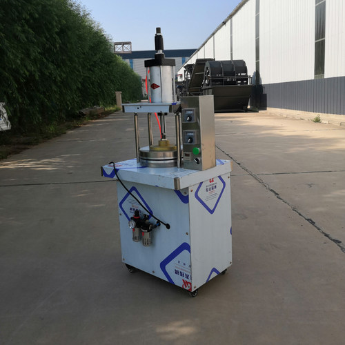 新品烤鸭饼机手抓饼压饼机器商用春饼薄J饼机鸡蛋灌饼水烙馍机卷