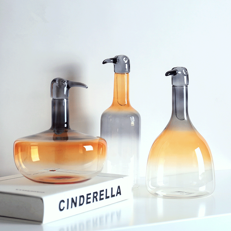 创意玻璃花瓶渐变色家居装饰品摆件现代简约带盖工艺品香水储物罐