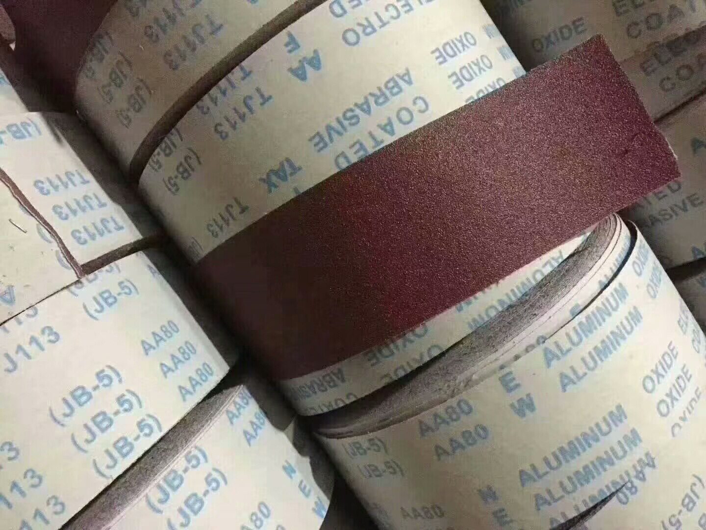 厂家批发JB-5手撕砂布卷,软砂布卷木工家具油漆打磨砂布卷