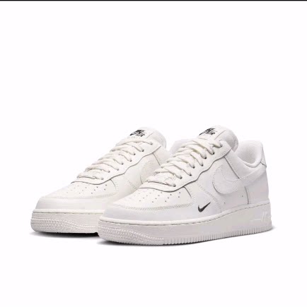 Nike Air Force 1 空军一号 板鞋 轻便舒适百搭耐磨复古