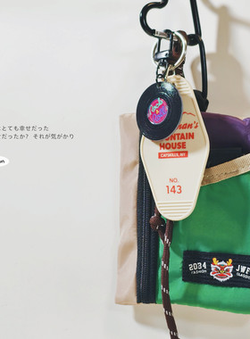 FS新原创设计潮玩绿色小方包零钱证件卡包便携户外骑行硬币包挂件