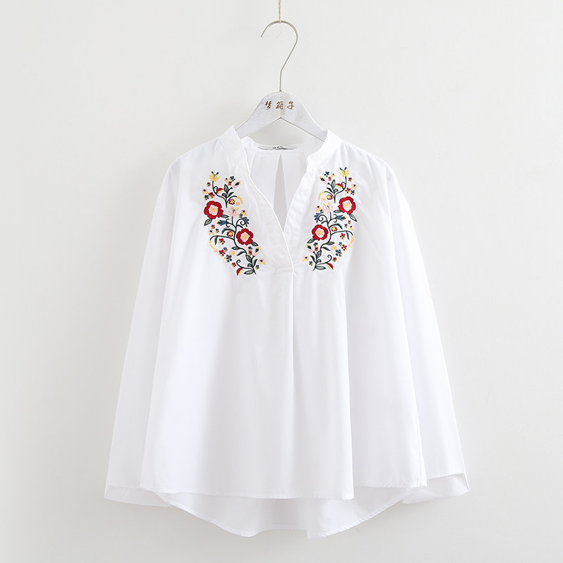 梦箱子2024春新款民族风花朵刺绣衬衣立领套头百搭宽松棉布白衬衫