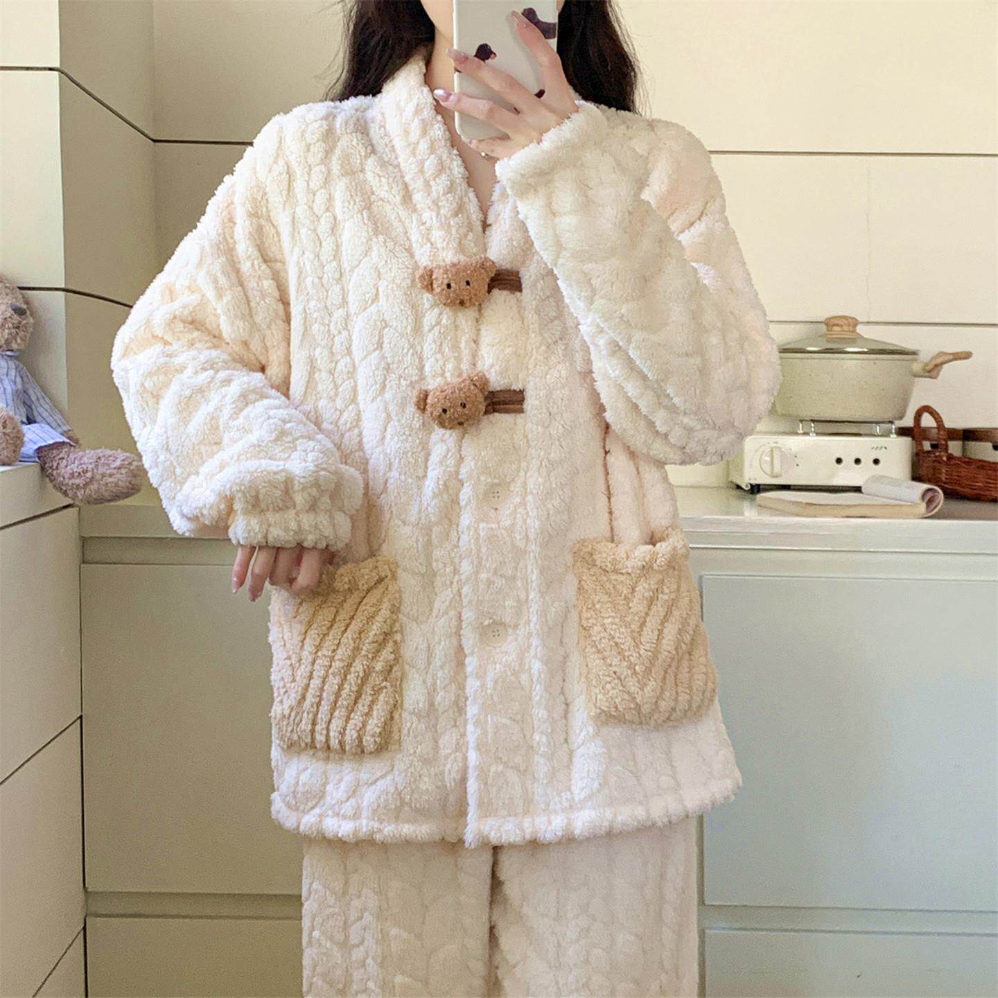 珊瑚绒睡衣女款秋冬季2026新款加厚保暖法兰绒小熊冬天家居服套装