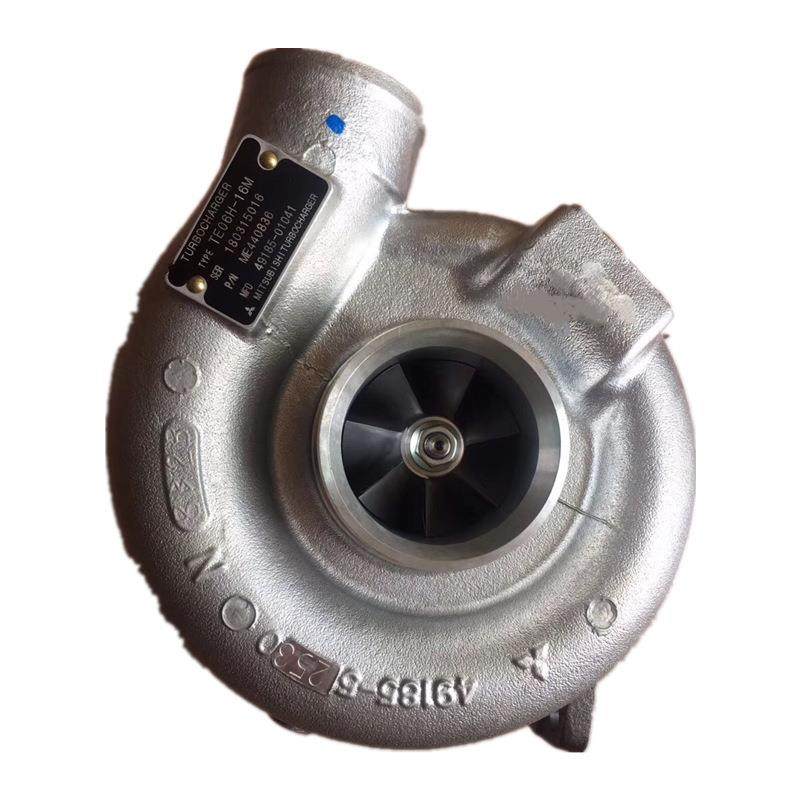 三一SY215C挖掘机涡轮增压器 ME440836 49185-01041 D06S2发动机