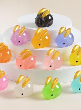 彩色立体夜光金耳朵发财兔子树脂配饰潮玩小挂件创意桌面车载摆件