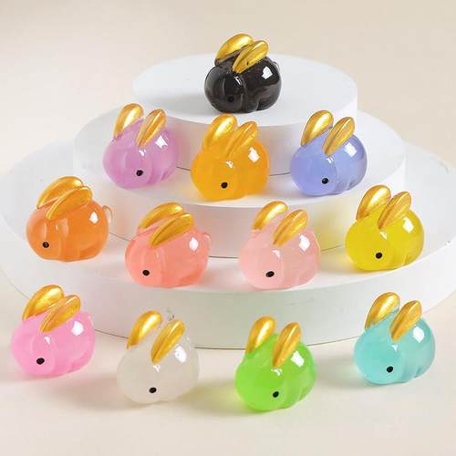 彩色立体夜光金耳朵发财兔子树脂配饰潮玩小挂件创意桌面车载摆件
