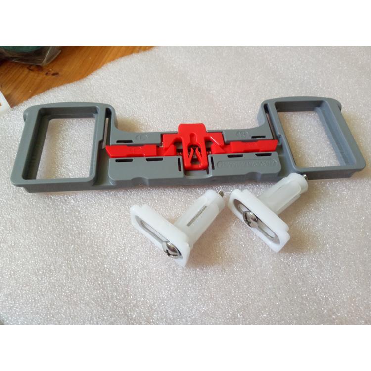 马桶盖配件安装底板固定块连接件申鹭达浪鲸马桶盖插板扣卡板螺丝