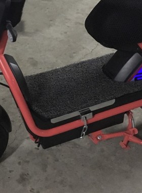 速发爱玛极酷S脚动车脚垫TDT545Z电瓶车踏板垫防水丝滑脚踏垫防圈