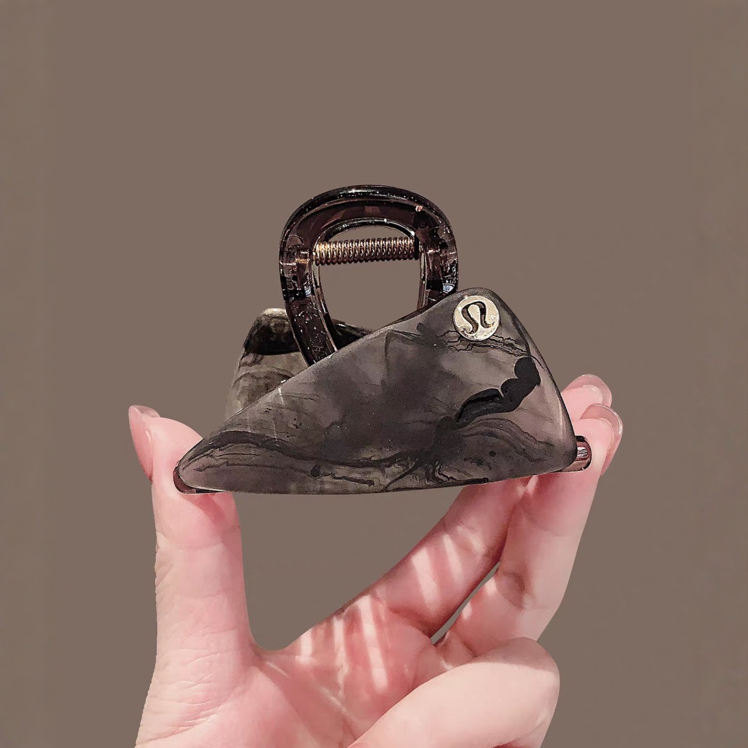 韩系水墨醋酸抓夹半扎发鲨鱼夹女 后脑勺饱满盘发器 发量少救星