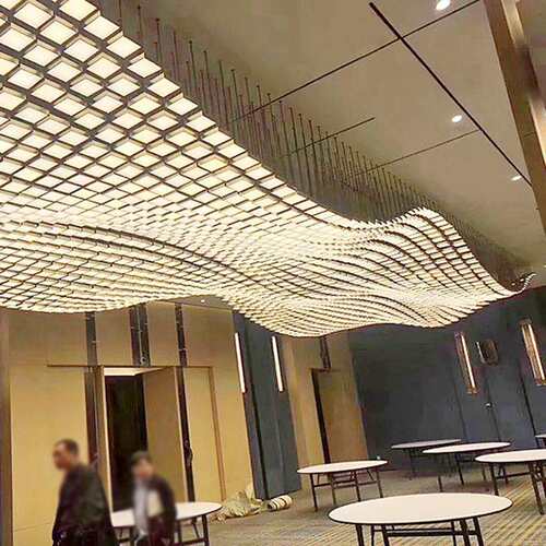 简约创意酒店大堂售楼部沙盘区餐厅方格子波浪海浪造型LED吊灯