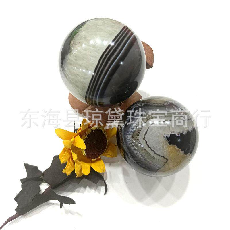 天然水晶黑缠丝玛瑙球风水球适于生活装饰居家装饰客厅摆件