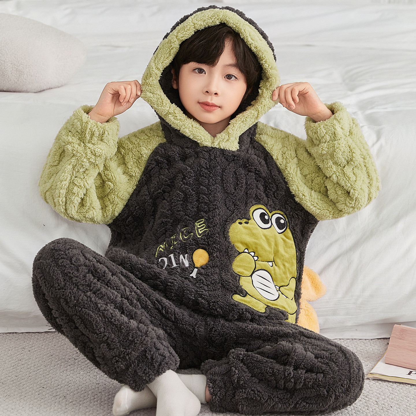 儿童睡衣秋冬季2025新款男童冬款