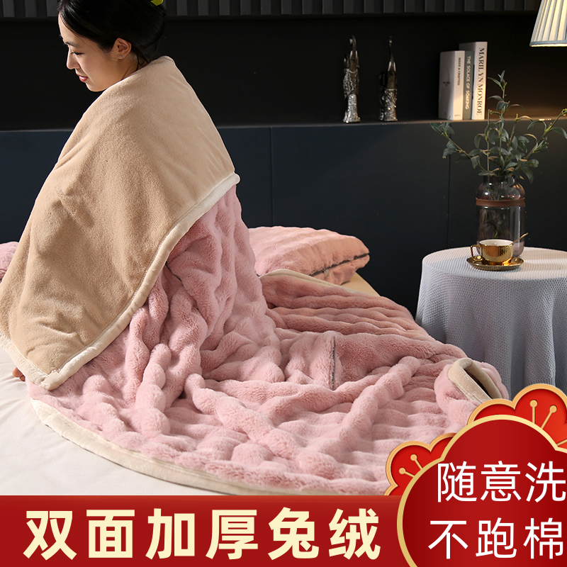 加厚纯色保暖兔绒抱枕毯子二合一汽车载靠垫枕被子两W用午睡空调