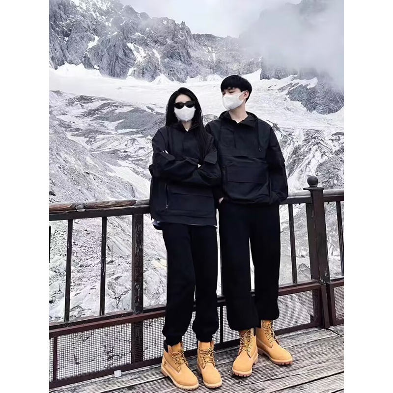 搭配马丁靴的裤子男n款夏季穿搭情侣束脚卫裤美式复古运动休闲长