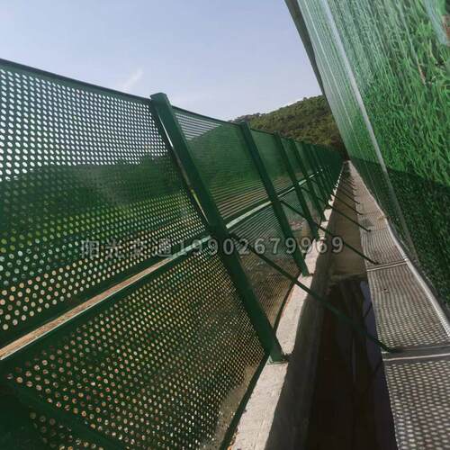 热销隔离护栏网防风道路孔护栏施工D车间围挡防孔冲工地冲隔音钢