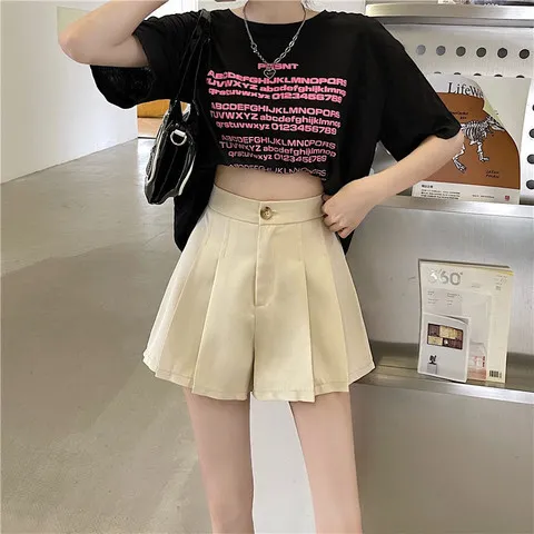 阔腿裤短裤宽松西装高腰热裤薄款春夏女时尚百褶显瘦裤设计感杏色