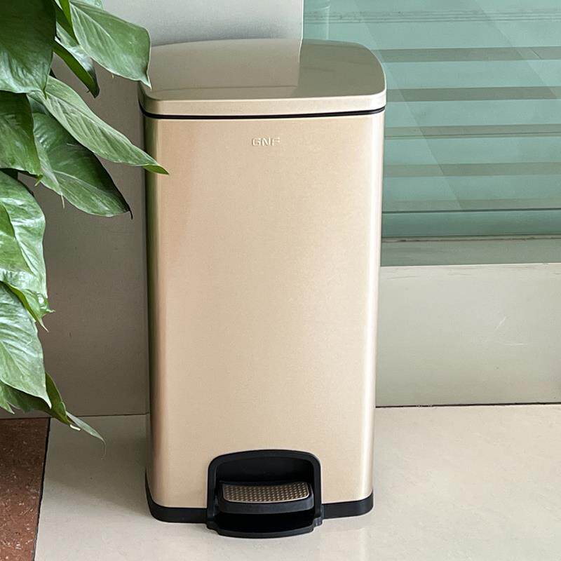 南方不锈钢脚踏垃圾桶30升大容量家用20L厨房客厅50L走廊有盖