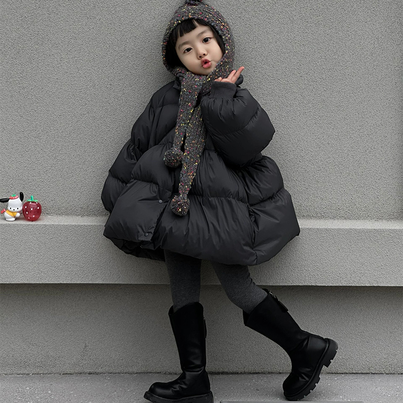 慵懒感舒舒服服的儿童羽绒服