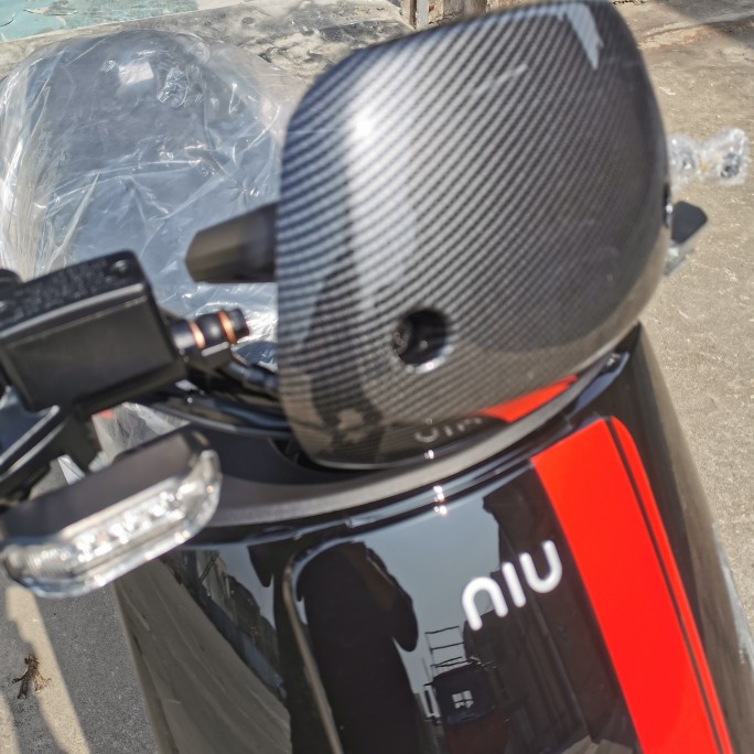 极速小牛新款睿世NQI/Ngt大屏幕F仪表挡风板配件变色龙碳纤维款式