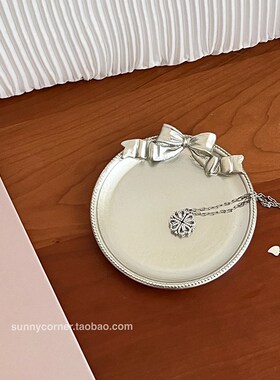 新品ins复古蝴蝶结首饰收纳盘香薰托盘K摆件饰品展示盘桌面置物小