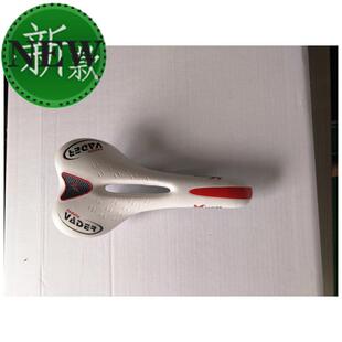 新品 备骑行用品0104白 自行车座垫2公c路车坐垫鞍C座运动装