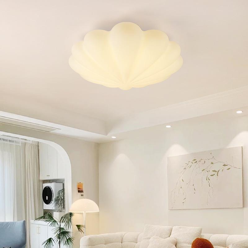现代简约创意北欧网红儿童房灯具海星贝壳吸顶奶油风家用主卧室灯