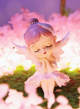 女孩手办节日贝拉蛋糕礼物摆件