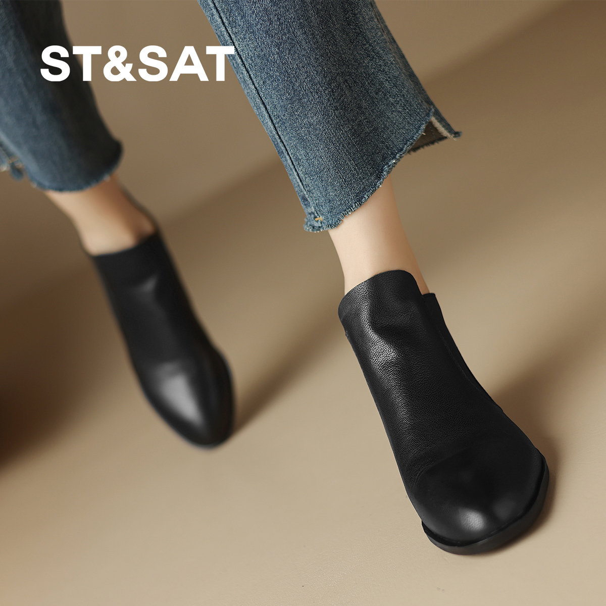 星期六2025新款加绒保暖短靴女粗跟踝靴时尚老钱风时尚百搭时装靴