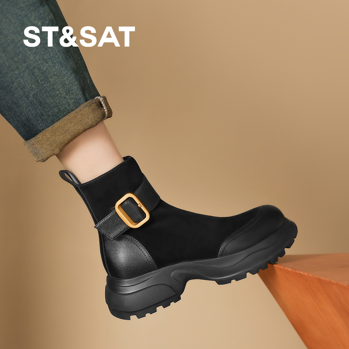 星期六2025冬季新款英伦风厚底弹力加绒短靴女软底百搭通勤瘦瘦靴