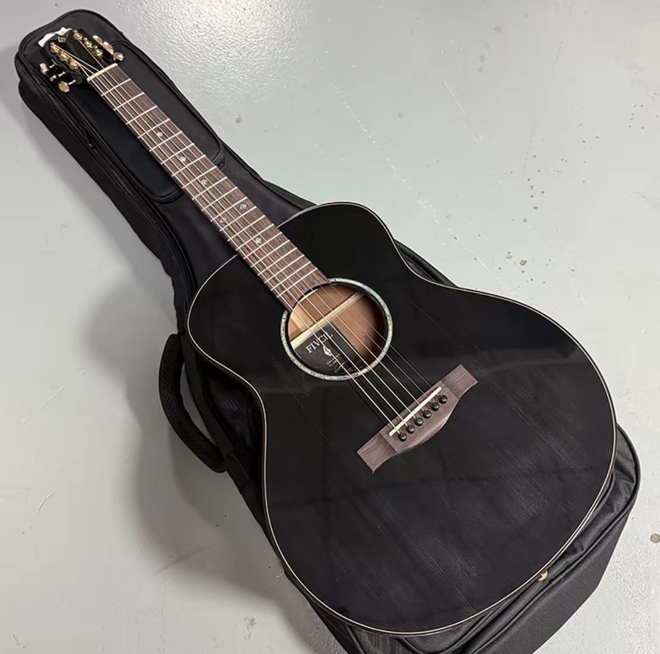 【特价秒杀-少量库存】伍伯伯凡喜5G全单初学进阶演出民谣木吉他,乐器/吉他/钢琴/配件,吉他-民谣吉他,淘宝优惠券,粉丝福利购,淘宝优惠卷