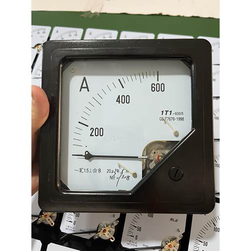 1T1-AV指针式老式电流电压表600/5 400/5 200/5 450v 500v160*160