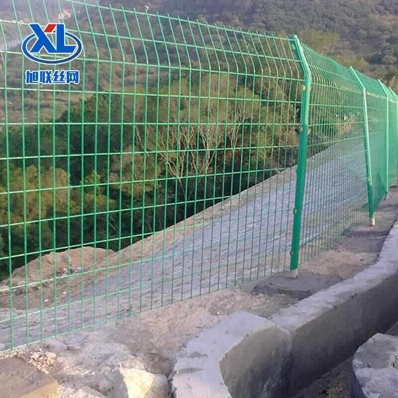 热销网网农场养殖丝铁丝双边护栏B果园圈地 道路 双边围栏丝栅栏