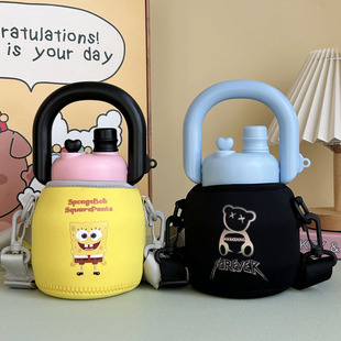 拎拎壶儿童保温杯套通用680ml斜挎水杯套保护套大容量水壶套杯袋