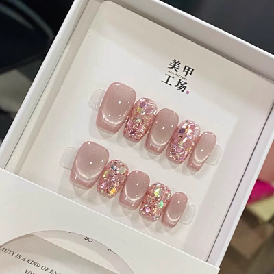 【蜜桃女孩】秋冬新款纯手工穿戴甲高级感短款气质显白猫眼美甲