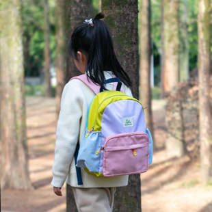 户外儿童旅行背包轻便软小学生书包女孩外出旅游双肩包春秋游超轻