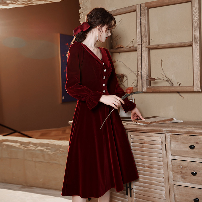 速发长袖敬酒服新娘2021新款结婚订平酒红色礼服连衣裙穿时可婚遮