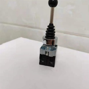 舵机控制左右开关LA38 主令开关 B2PC22 PA22CR XB2