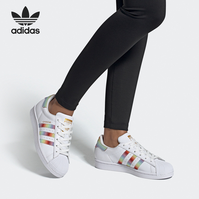 Adidas/阿迪达斯正品三叶草女士运动耐磨经典休闲鞋FX3923