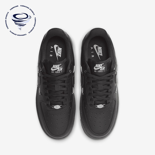 Nike/耐克女士耐磨运动板鞋