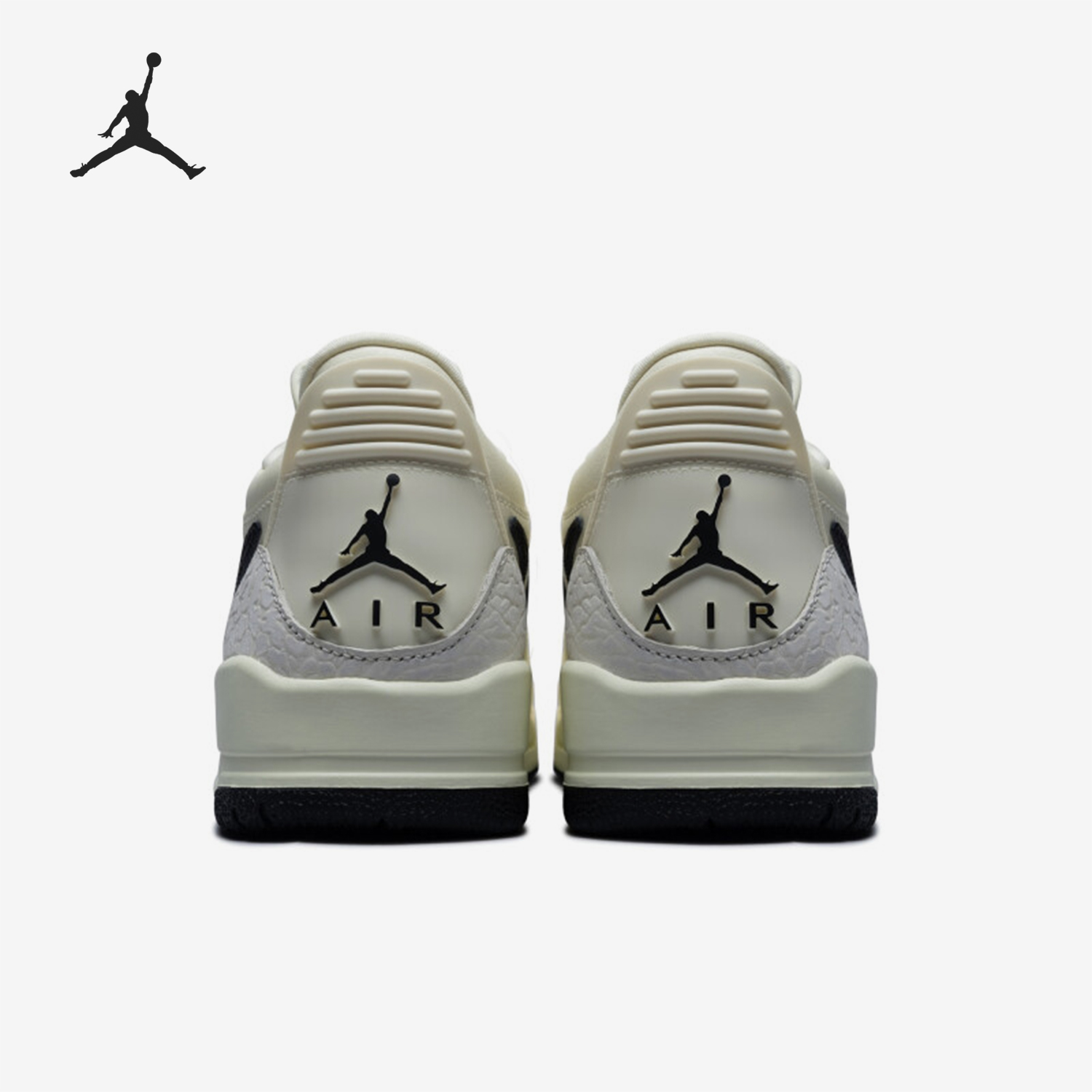 耐克女士气垫缓震耐磨篮球鞋